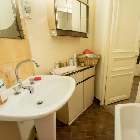 Charming In Heart Of Montmartre Appartamento